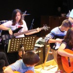 clases bajo eléctrico en academia de música de Zaragoza